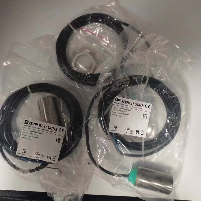 p+f倍加福接近开关UB250-F77-E0-V3传感器 原装现货
