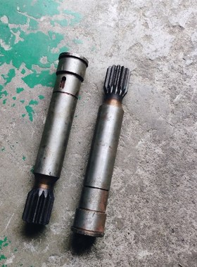 珠江机床厂C6132车床配件4039-3齿轮轴Z13/M2长度204圆36