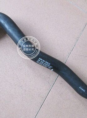 适用于奔驰W204 W212 C180 C200 C260 E200水箱上水管 冷却水管