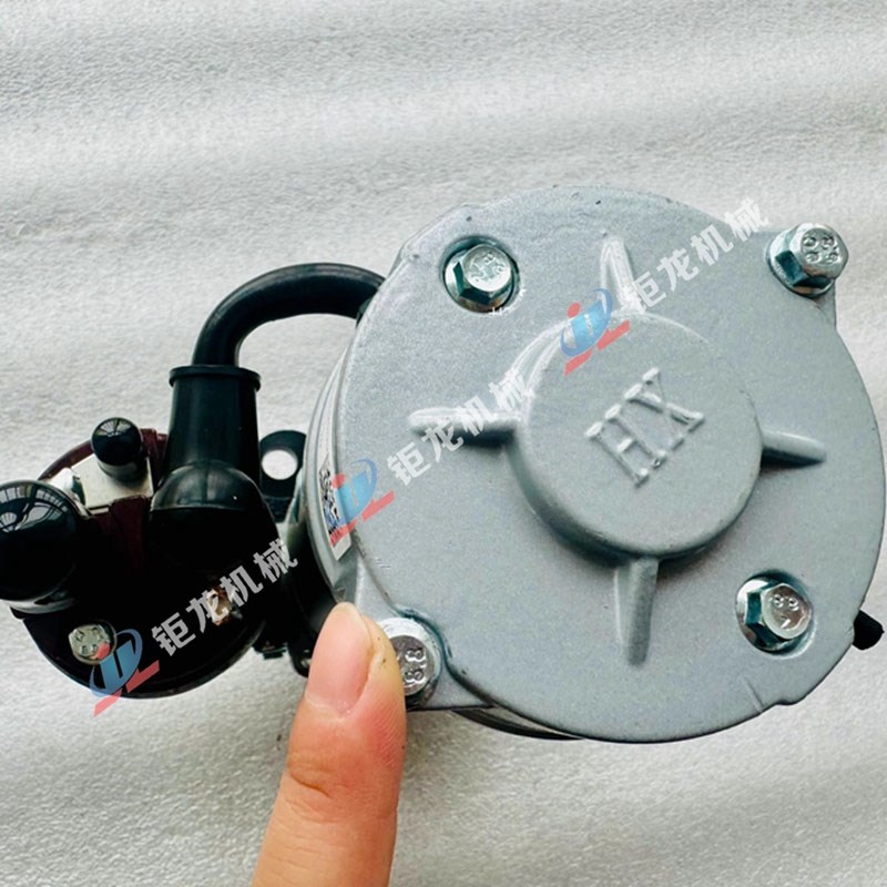 全柴490/4C2合力叉车起动机2409003010009减速马达QDJ1409E-P