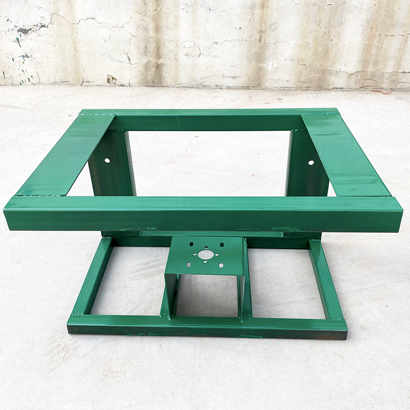 前置电动撒肥机施肥机底座铁托架支架子撒化肥机底部固定架子