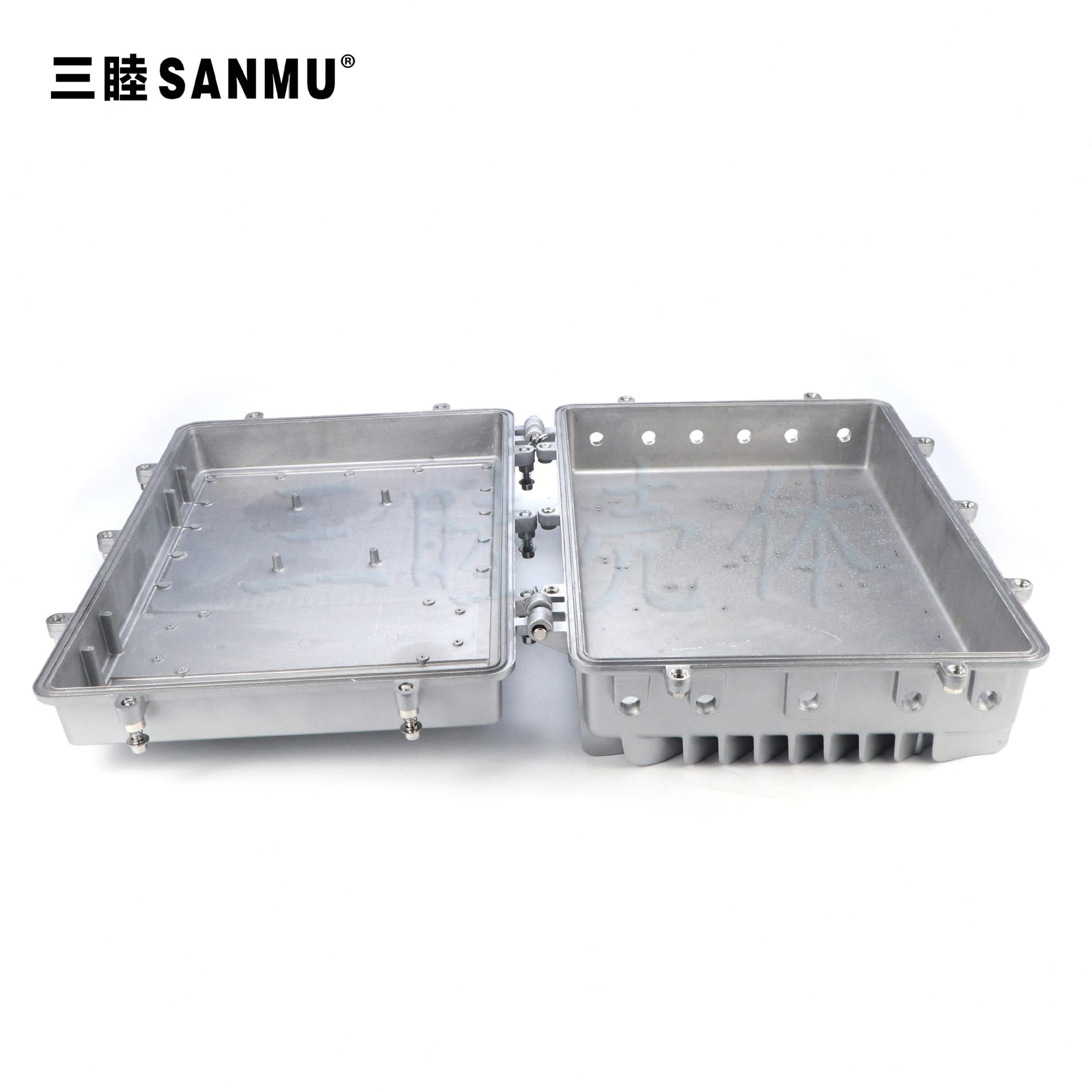 甄选A-029无线AP网桥防水壳475*325*126MM 野外放大器压铸铝外壳
