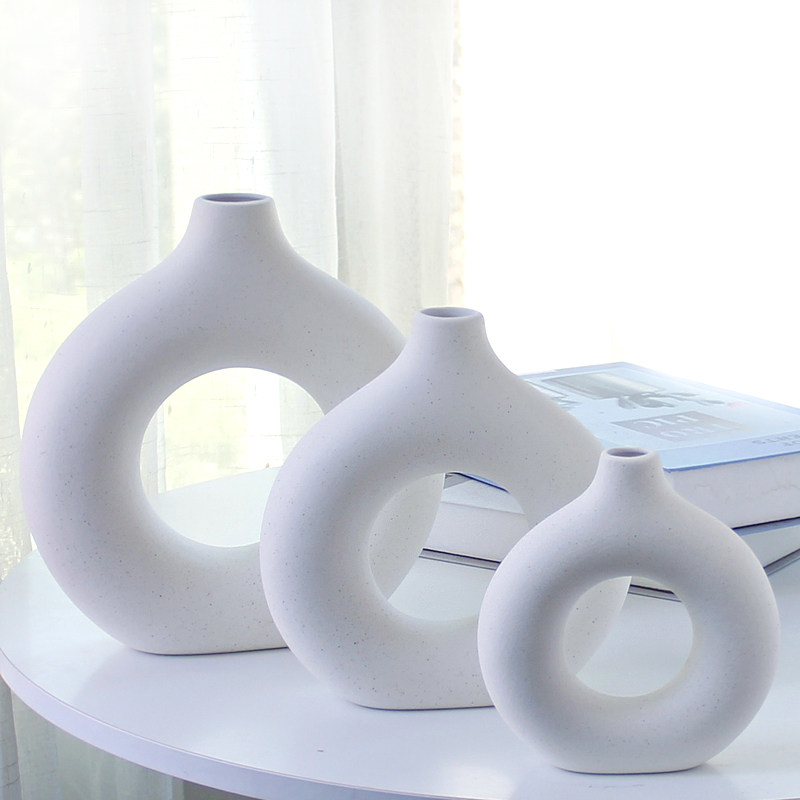 北欧ins风圆圈陶瓷花瓶 创意家居玄关磨砂插花摆件艺术装饰品清仓,模玩/动漫/周边/娃圈三坑/桌游,桌游配件/卡套/保护膜,淘宝优惠券,粉丝福利购,淘宝优惠卷