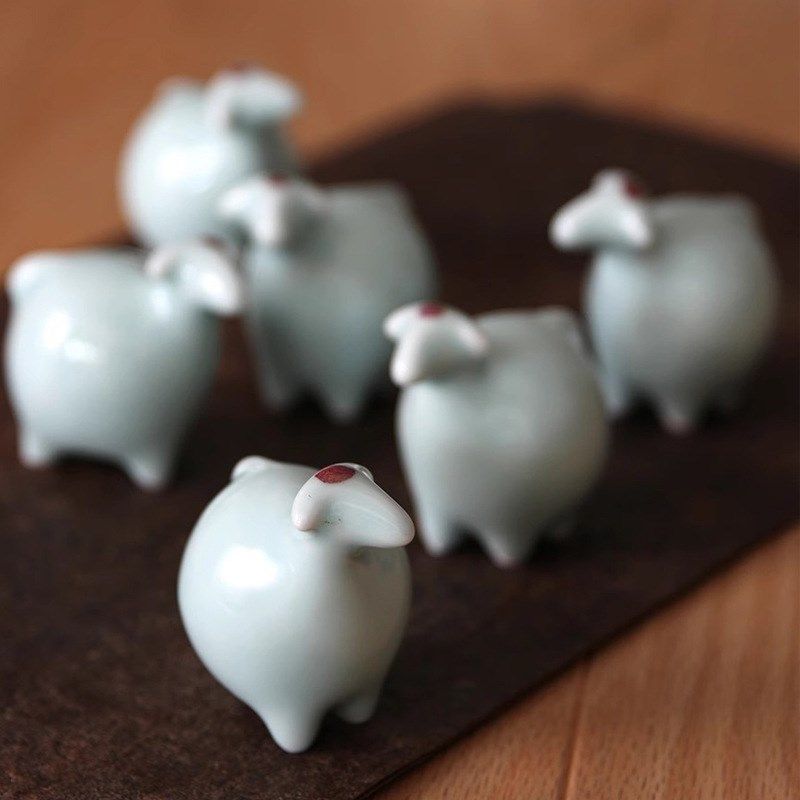 三羊开泰创意可爱十二生肖摆件小羊陶瓷工艺品小动物桌面装饰摆设