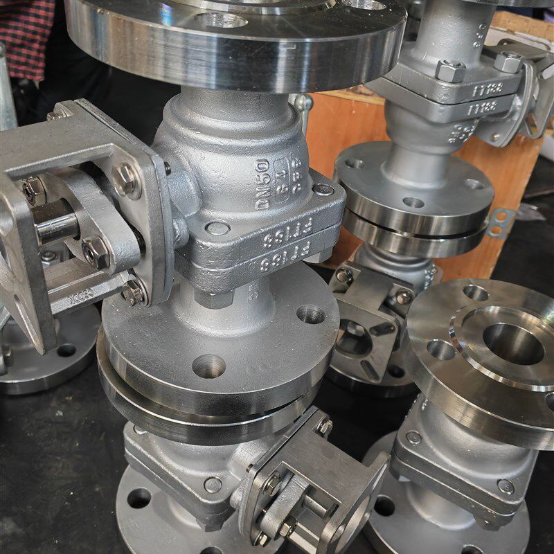 不锈钢304复合铸造法兰球阀带不锈钢支架Q41F-64P