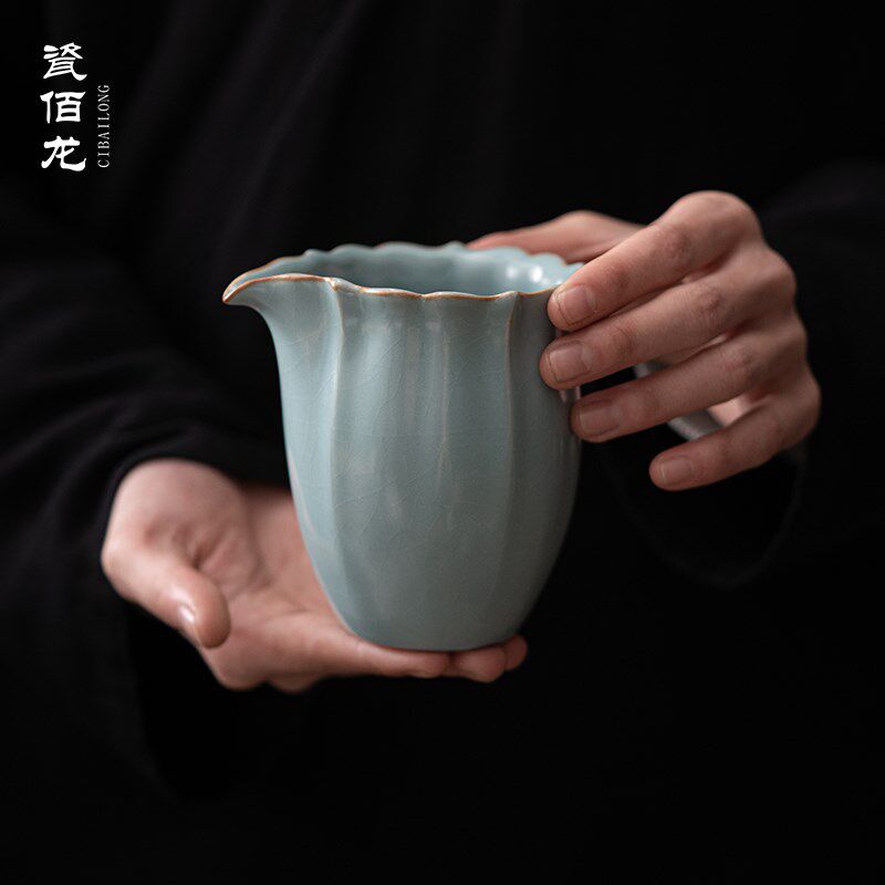柏韵邱卫国汝窑手工公道杯分茶器茶海公杯片冰裂釉茶具