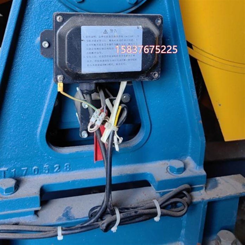原厂全新通润YJ320A主机夹轮器电磁阀/曳引机曳引轮应急停车装置