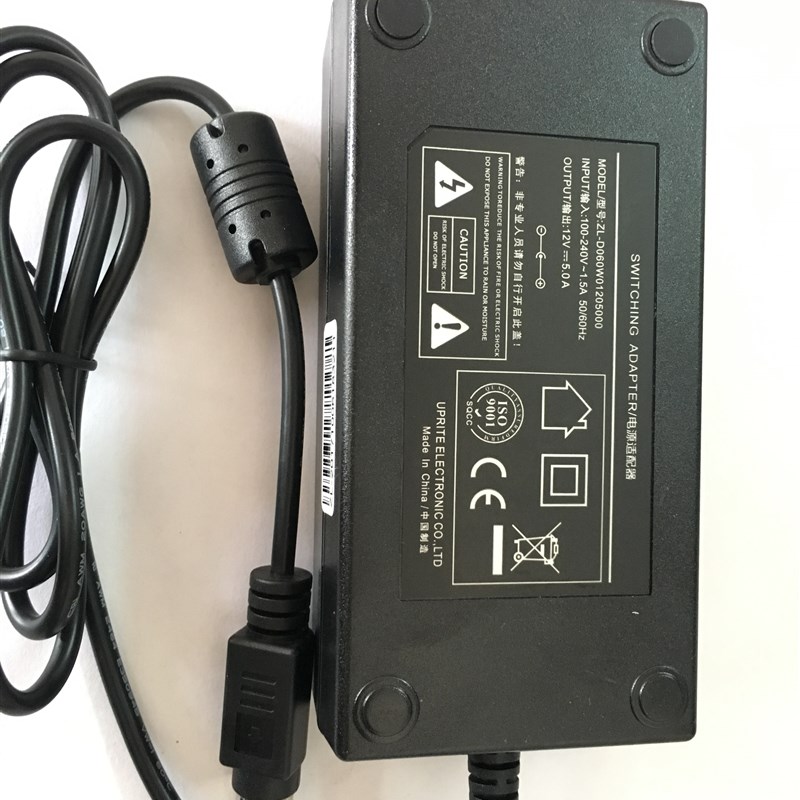 ZL-D060W01205000 12V5.0A 四针电源适配器SWITCHING ADAPTER