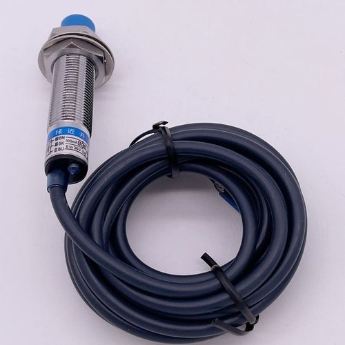 沪工 三线接近开关24V LJ12A3-4-Z/BX A级24V 36V直流NPN常开 M12