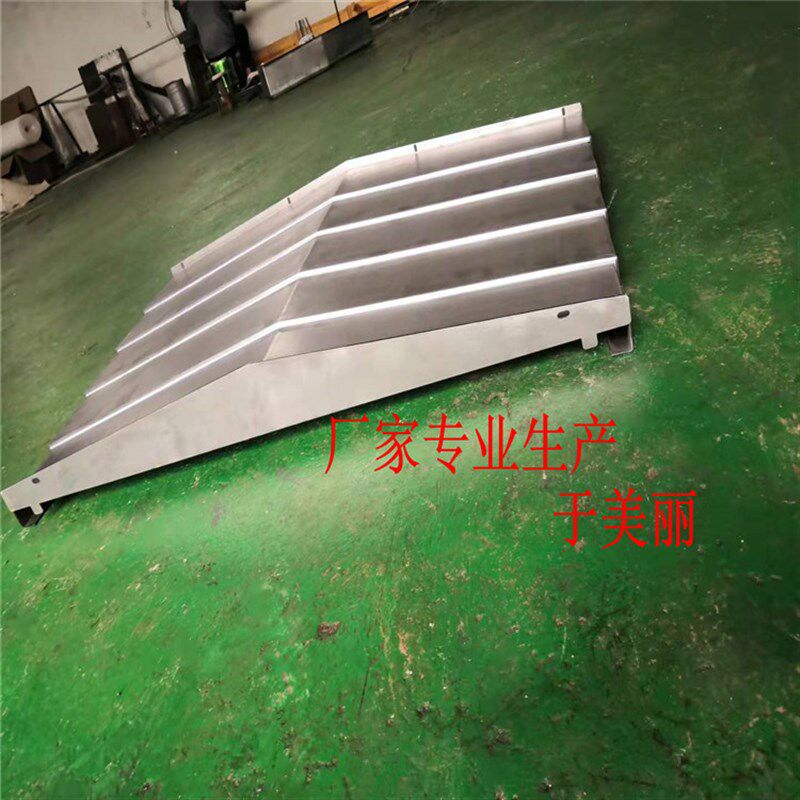 a汉川XH715D加工中心机床钢板F防护罩导轨YXZ三轴钣金护板