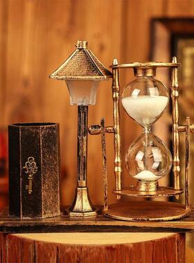 复古怀旧流砂沙漏路灯笔筒宿舍卧室白色变色小夜灯创意装饰品摆件