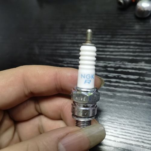 适用春风NK650 NK400 TR650 MT 650 原厂NGK火花塞正品CX700国宾