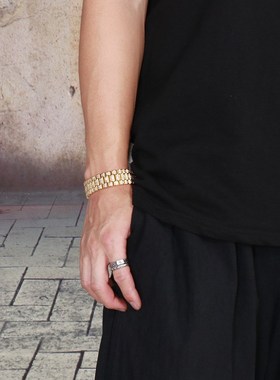 跨境电商新款配饰 欧美个性创意HiCpHop坦克钻镶男士嘻哈钛钢手链