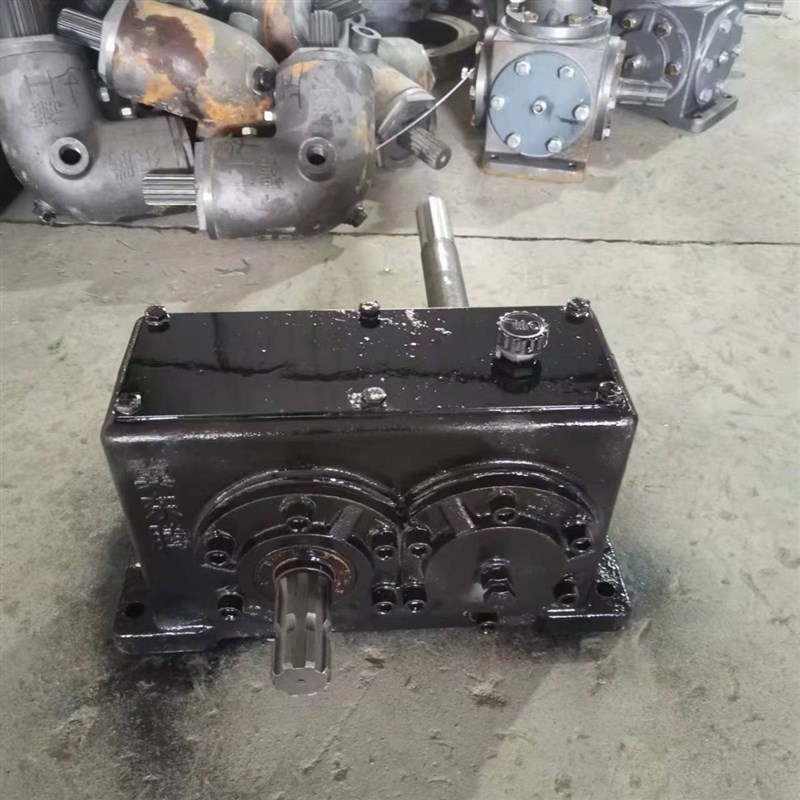 大马力增速变速箱r齿轮箱直角加大换向器拖拉机