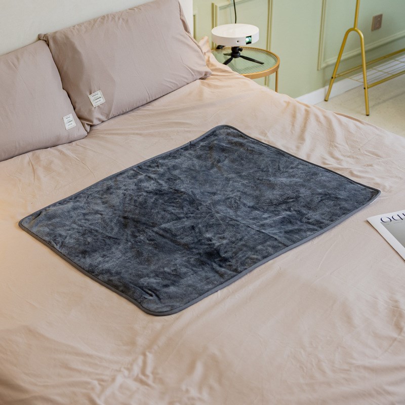 法兰绒防水宠物毛毯四季猫窝垫A羊羔绒小型中大型犬狗窝宠物被子