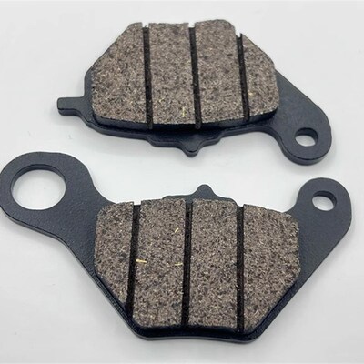 适用铃木QS110T乐至UR110T丽至UZ110T前碟刹片后刹块刹车块碟刹皮