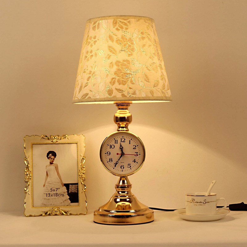 欧式复古卧室床头台灯 美式温馨带钟表可调光书房台灯创意浪漫
