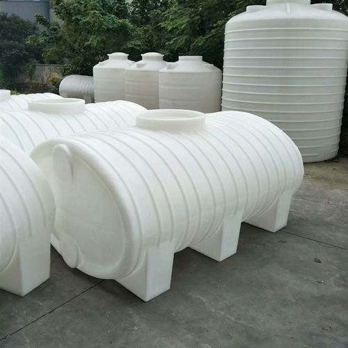 厂家直销塑料桶 卧式5吨加厚pe化工牛筋车载洒水箱水塔 现货供应