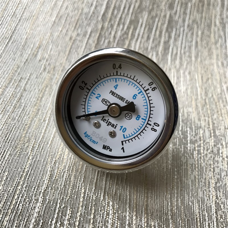 螺纹npt1/8 压力1MPA 10bar kg直径40~47mm不锈压力表 轴向 后接