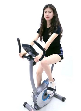 家用立式健身车健身器材磁控阻力运动室内动感单车Magentic Bike