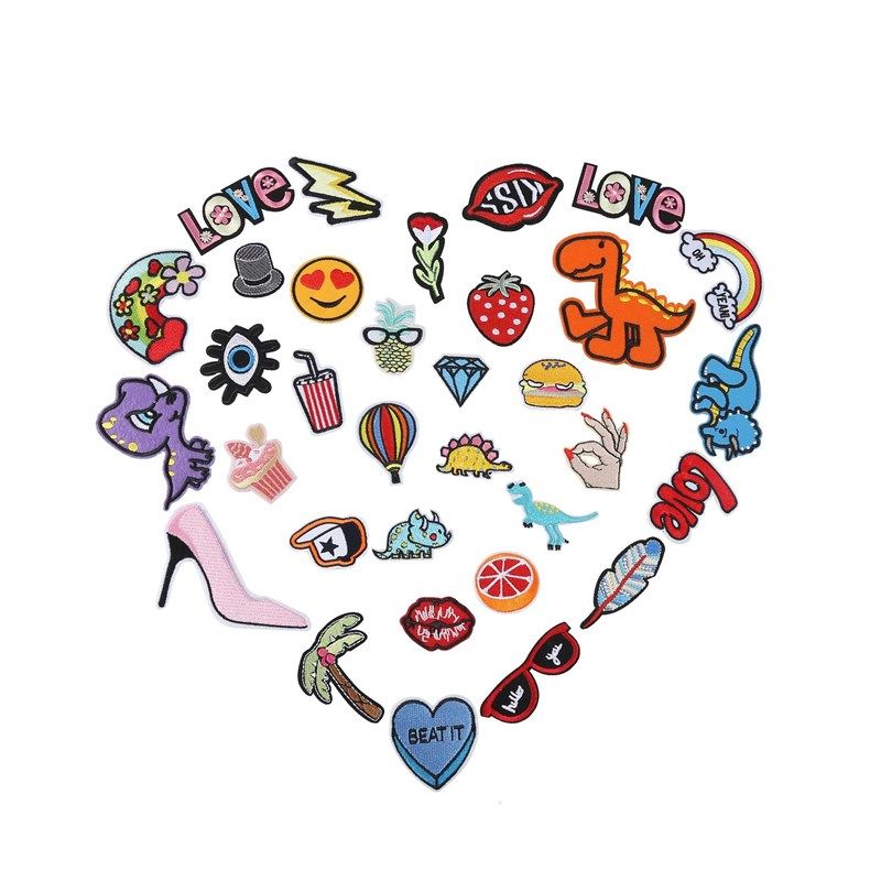 跨境新款徽章刺绣贴patch布贴黑色装饰布贴翅膀黑布熨烫贴补丁贴