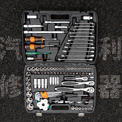 套筒棘轮扳手套装随车万能汽修汽车维修工具箱修车工具组合大全