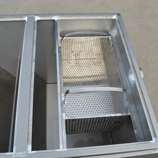 不锈钢自动油水分离器地埋隔油池厨房泔水分离设备餐饮污水处理器