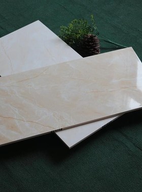 黄色墙砖300x600瓷砖厨房卫生间地砖浴室釉面砖洗手间地板砖