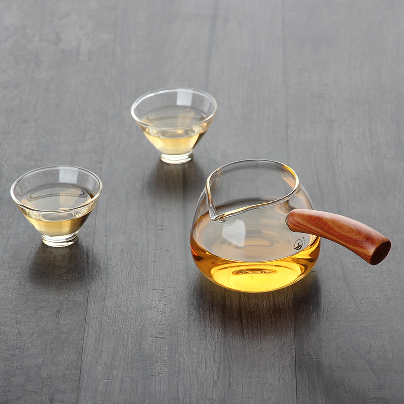 公道杯玻璃加厚分茶器茶海耐热高温透明功夫茶具手工花梨木把手
