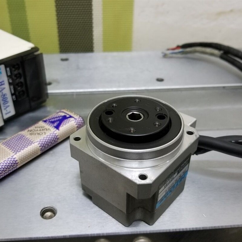 哈默纳克HA-800A-1C-200 伺服驱动 FHA-8C-50-E200-C伺服谐波旋转