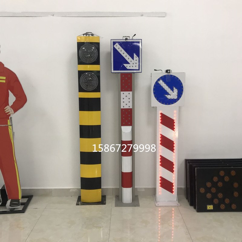 太阳能LED警示柱道口立柱匝道指示灯道路标志牌右下箭头式警示灯