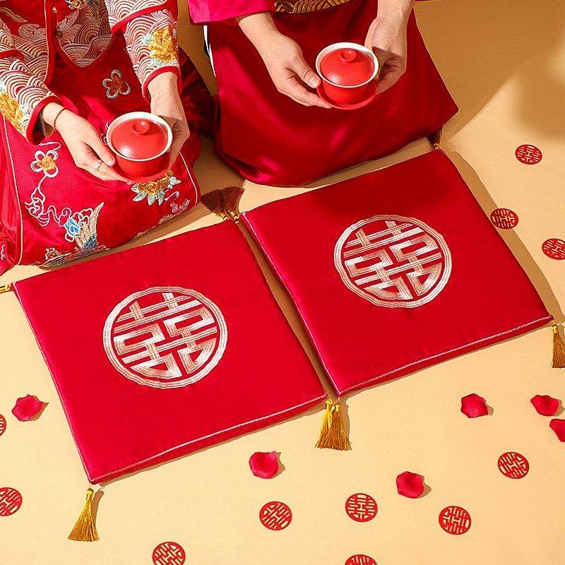 结婚跪垫新郎新娘婚礼改口敬茶喜垫婚庆新人磕头拜天地坐福垫
