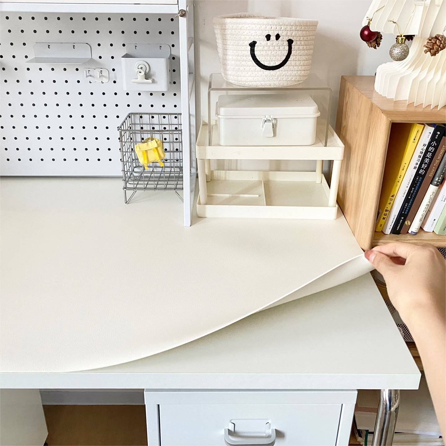 奶油白色桌垫大学生宿舍桌布韩系ins风高级感桌面垫布ins书桌学生