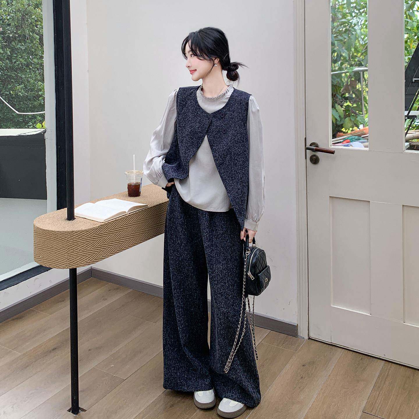 蓝色优雅气质时尚套装春版季新款韩马甲打底女衫阔XW腿裤两件套