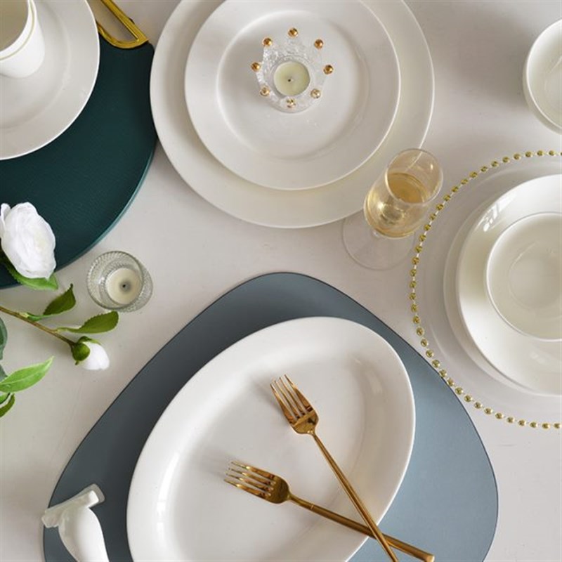 纯白餐具套装碗盘碟家用成套餐具2/4人用白色骨瓷盘子碗可微波炉