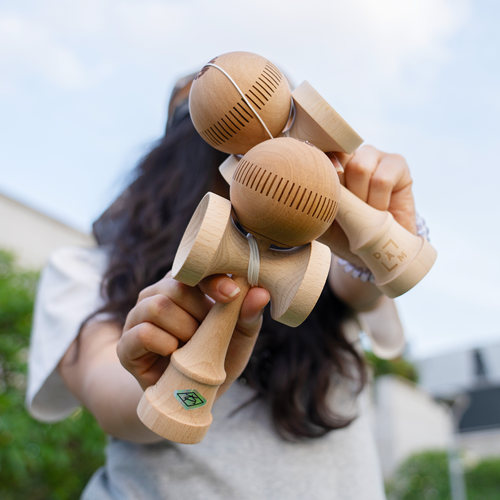 DamLab枫木糯米漆手感KENDAMA