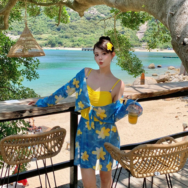 韩系连体泳衣女大码三件r套罩衫高级感胖mm遮肚显瘦度假泡温泉泳