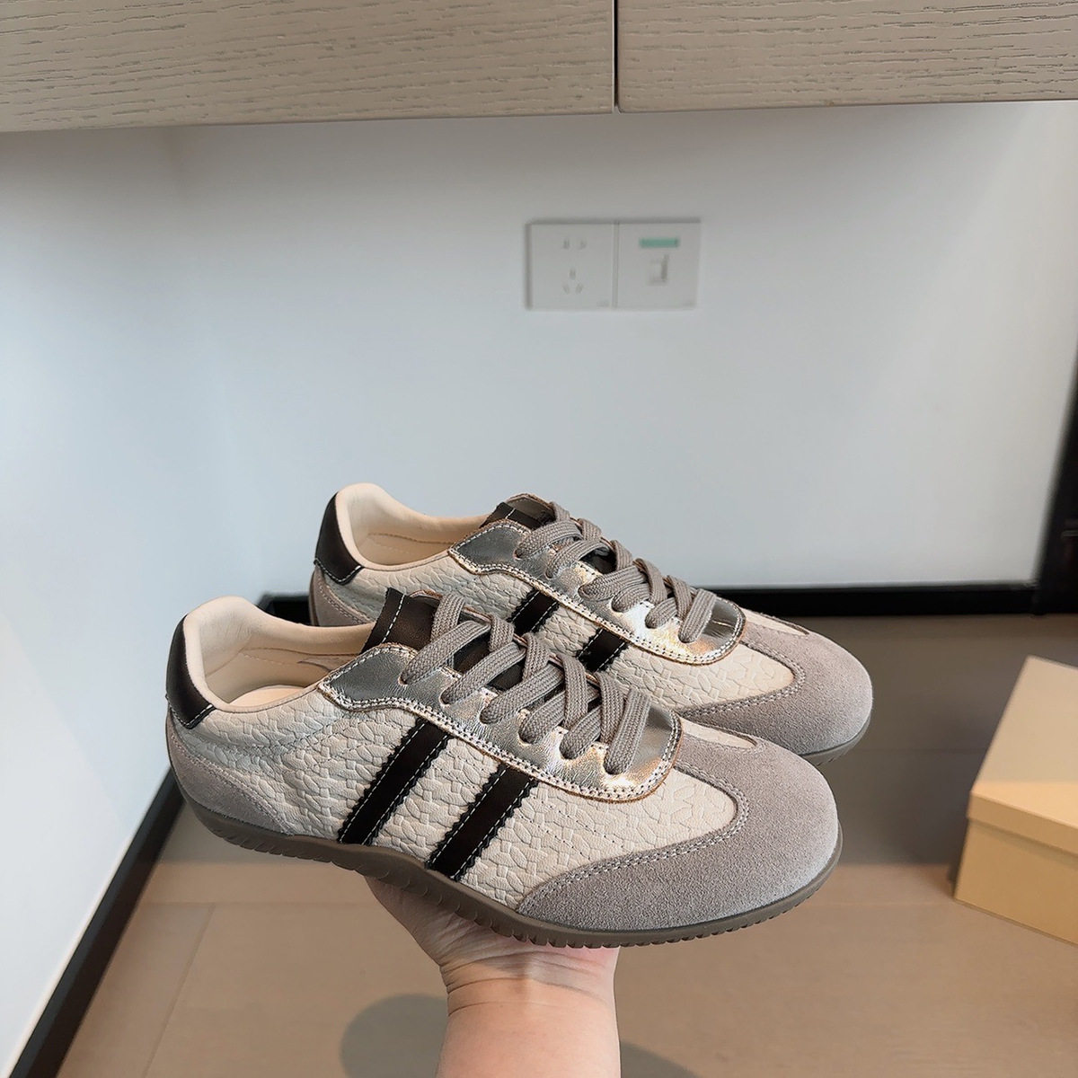 牛皮版~头层小牛皮休闲德训鞋女2025新款拼色真皮复古平底运动鞋,女鞋,德训鞋,淘宝优惠券,粉丝福利购,淘宝优惠卷