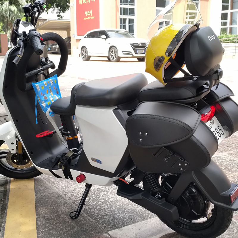 摩托车机车春风狒狒小牛电动车雅迪踏板车皮革防水边挂马鞍