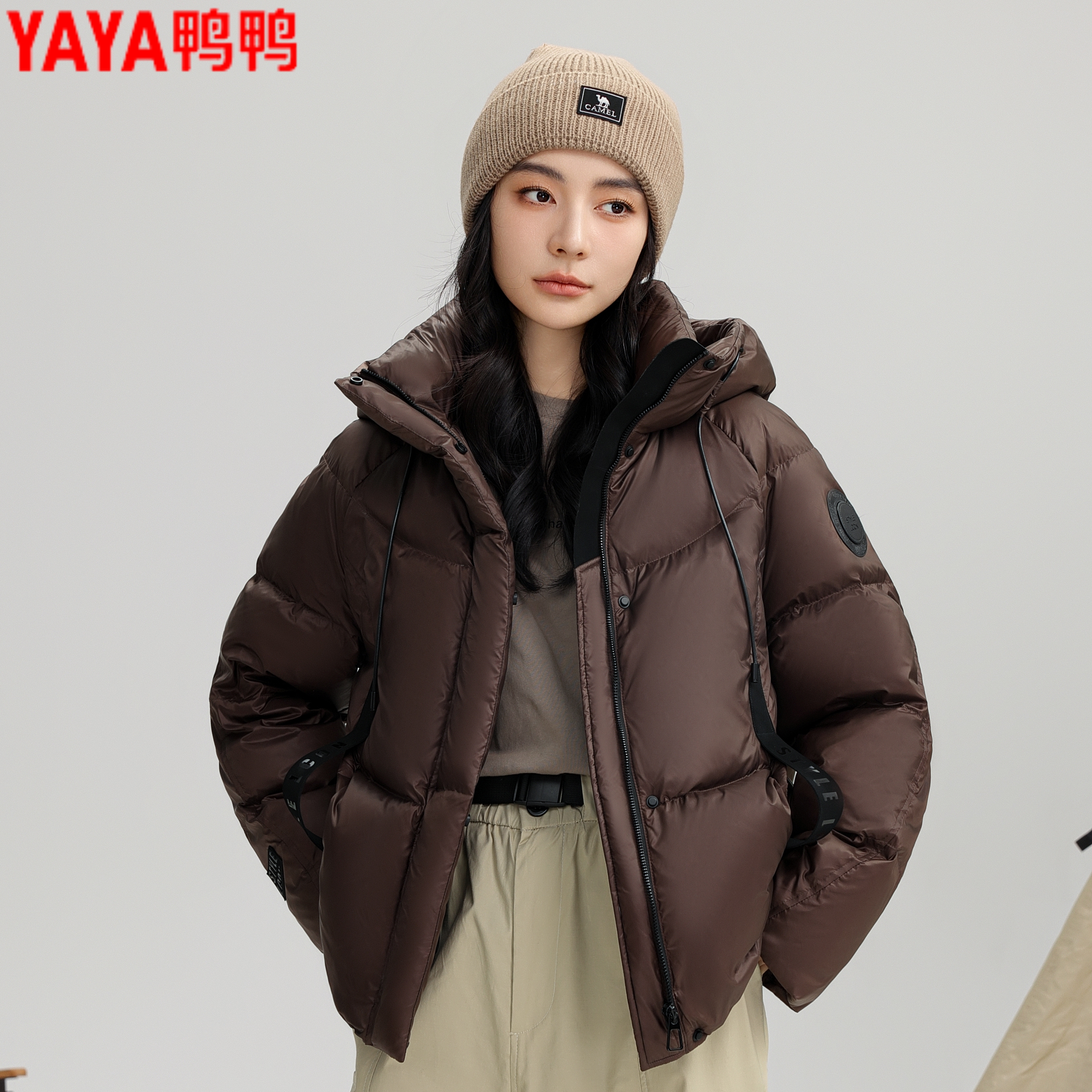 鸭鸭2025冬季新款女士短款羽绒服