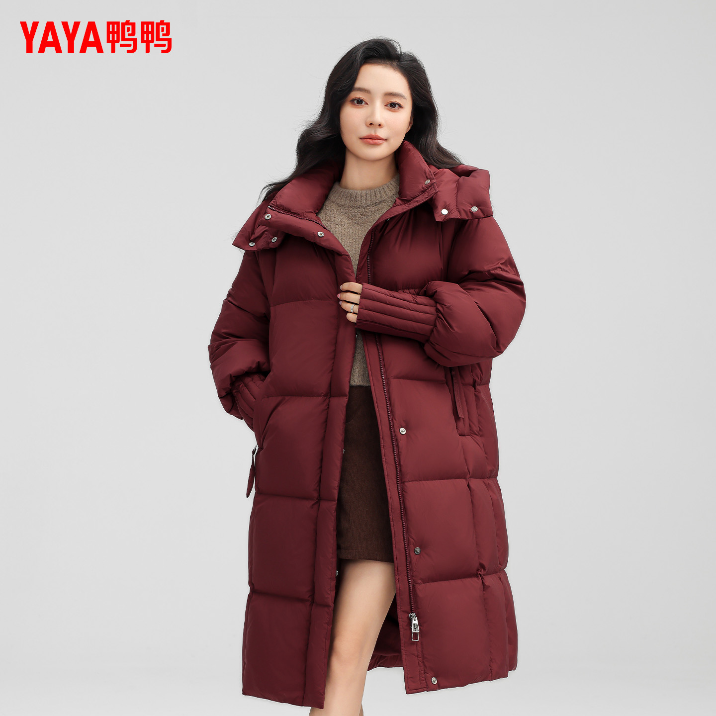 鸭鸭羽绒服2025冬季新款女款长款韩版简约修身过膝90鸭绒保暖外套