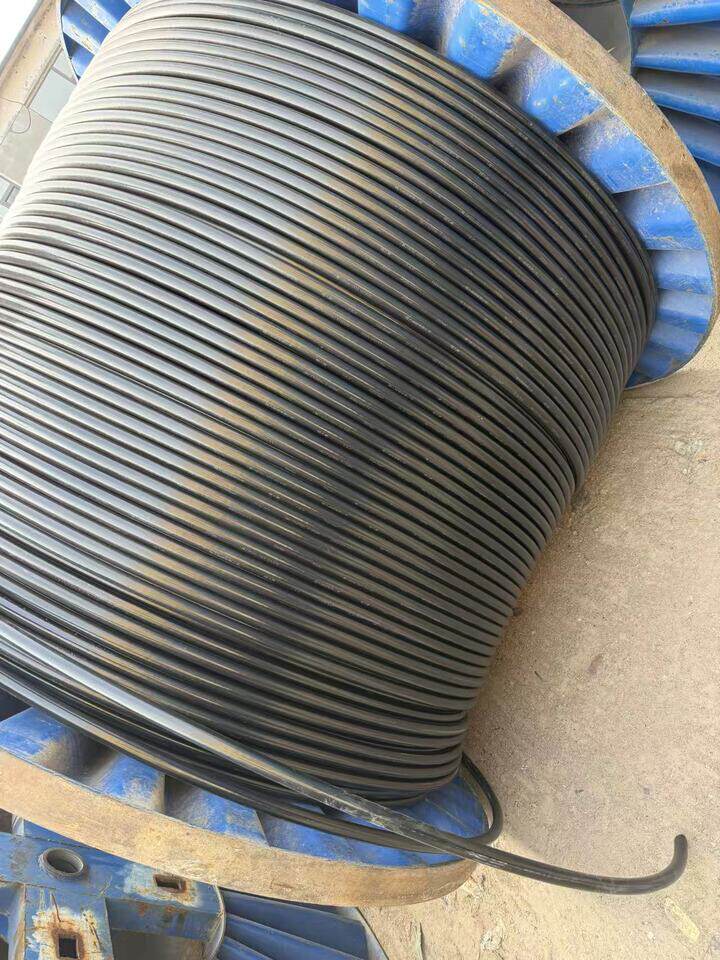 3月27日济南电力电缆YJLV-型号：1×240长度：1000mDL013可邮寄处置单位支持发货，运费和发货流程见详情页网络拍卖公告