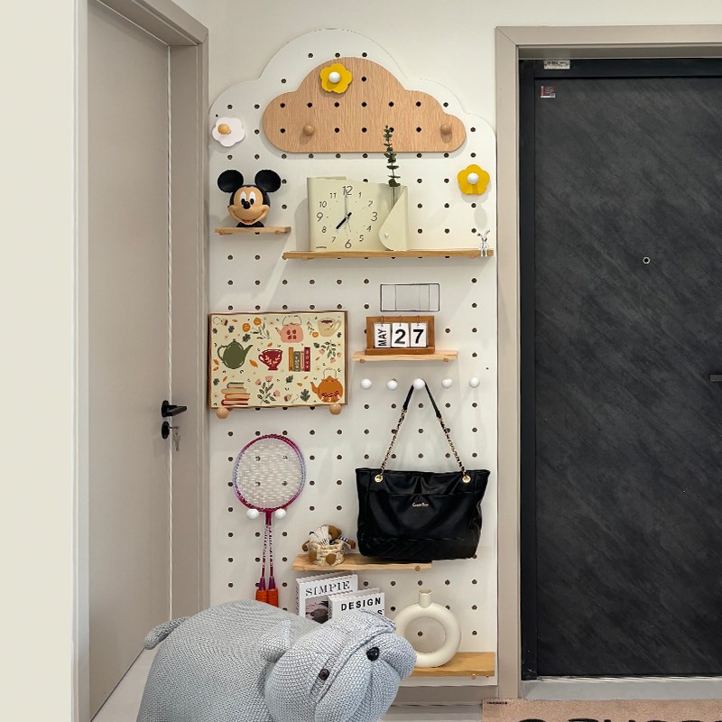 玄关收纳洞洞板可定制墙面置物架实木隔板收纳架入户造型墙展示架