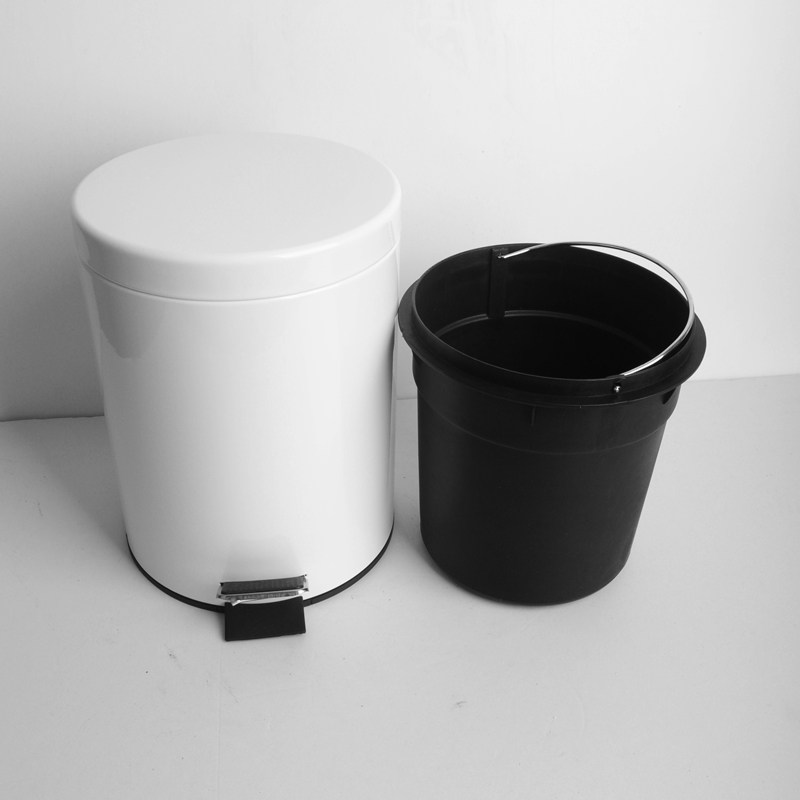 12L白色垃圾桶脚踏垃圾桶带盖有盖垃圾桶客厅厨房防虫防鼠有内桶