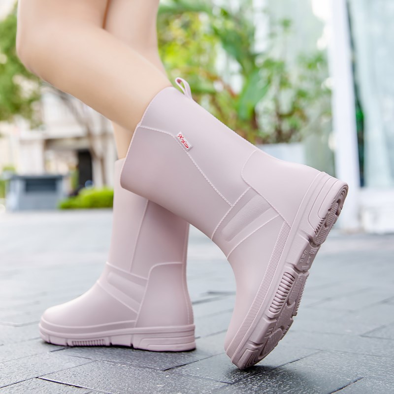 德系雨鞋女款防滑时尚外s穿中筒防水胶鞋厨房高筒工作洗车果园雨