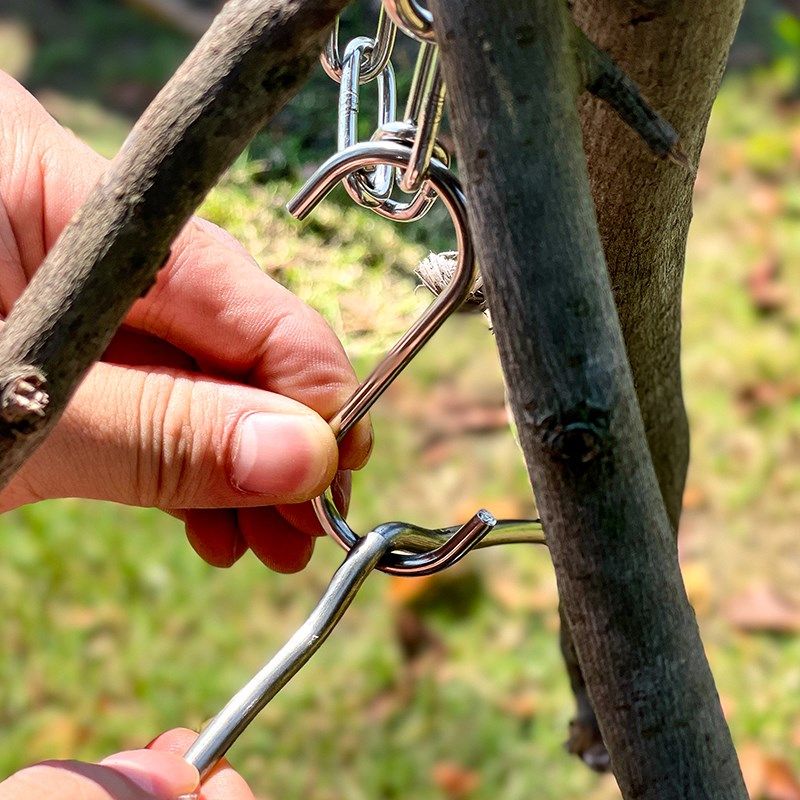 露营用品篝火便携式户外吊锅架三角脚支架吊架不锈钢三脚置物架