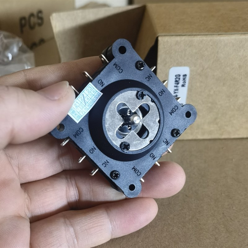 进口开关型操纵杆CV4-YQ 摇臂自复位360度游戏机摇杆开关CV4-YX