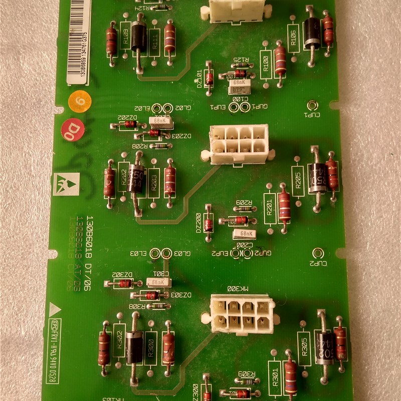 130B6018 DT/06 AT/06 CT/06 130B6080 DT/02 AT/0U2 CT/02 驱动