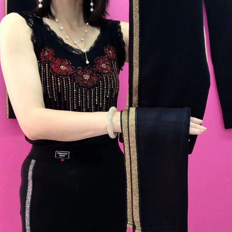打底裤秋冬加绒加厚保暖黑u色小脚铅笔长裤妈妈靴裤女裤外穿大码