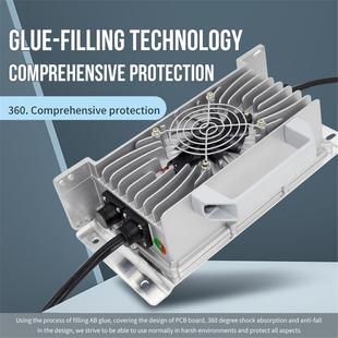 12V防水充电器汽车电瓶充电器房车充电器移动储能电源铝壳充电机